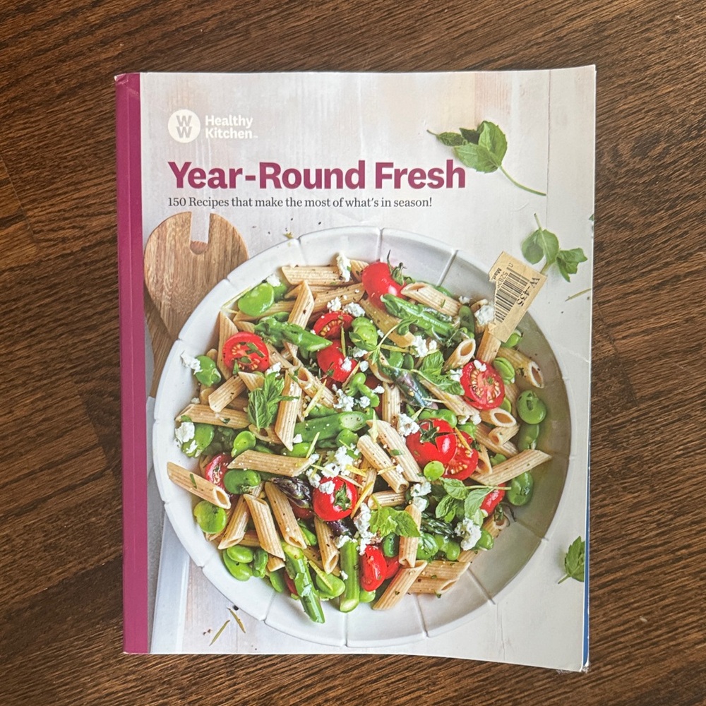 Year-Round Fresh Weight Watchers Cookbook WW Healthy Recipes